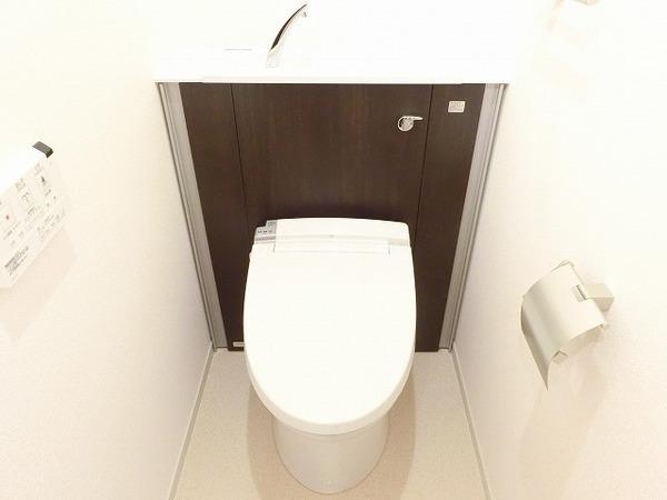 トイレ　ウォシュレット！