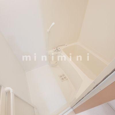 バス・シャワールーム　※写真は別号室のものですので現状優先とさせていただきます