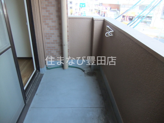 バルコニー　リフォーム前