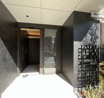 エントランス　共用部分も大変綺麗★
