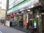 コンビニ　ファミリーマート日暮里駅前店（コンビニ）まで423m