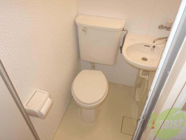 トイレ　シンプルなトイレです