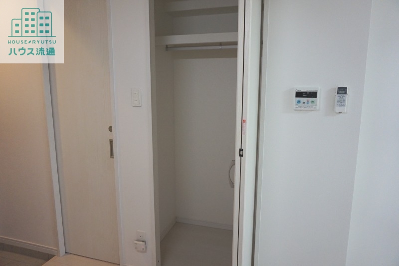 収納　※写真は別号室です