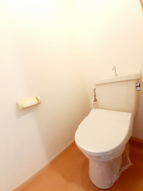 エルディム立田Bのトイレ写真