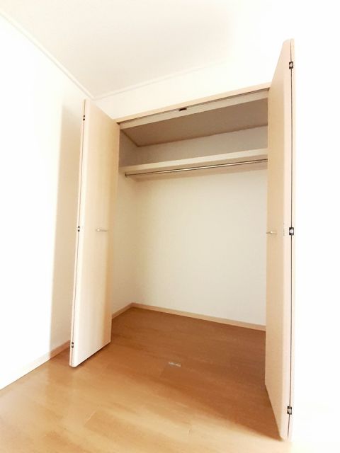 エルディム立田Bの内装写真