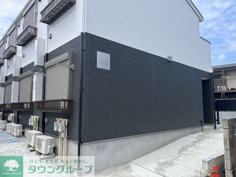 ワンフラッグ高柳の外観写真