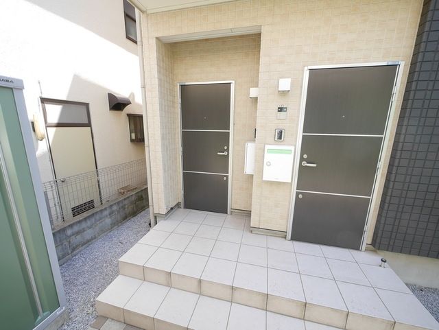 エントランス　★お部屋探しは株式会社タウンハウジング東京まで★