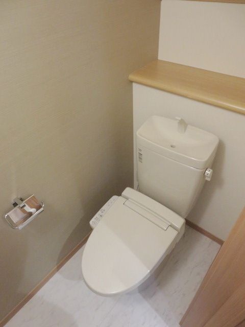 トイレ　★お部屋探しは株式会社タウンハウジング東京まで★