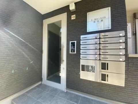 東武野田線 岩槻駅 徒歩17分 3階建 築4年の外観写真