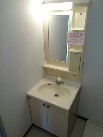 洗面設備　広い洗面スペース