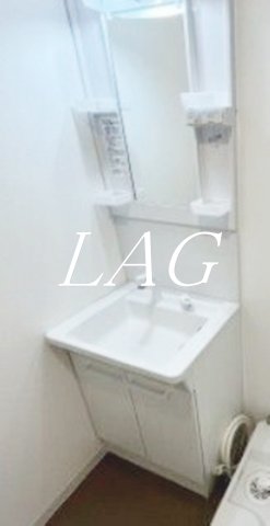 洗面設備　洗面台です。