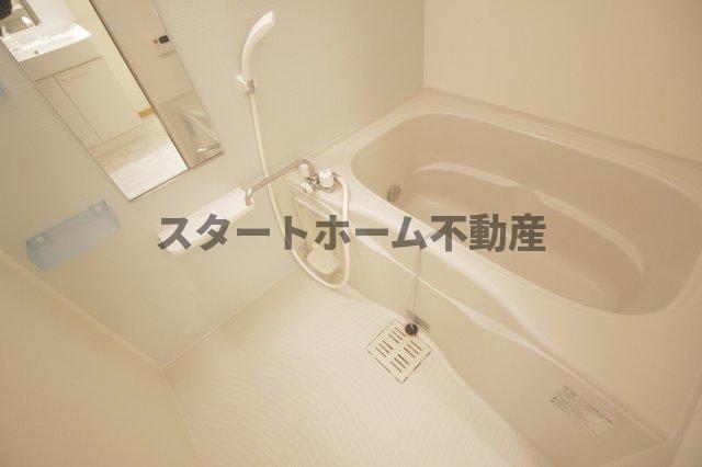 バス・シャワールーム　きれいなお風呂です