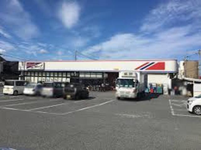 スーパー　マルアイ白浜店（スーパー）まで461m