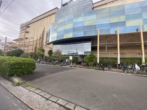 ショッピングセンター　ららぽーと横浜（ショッピングセンター）まで1090m
