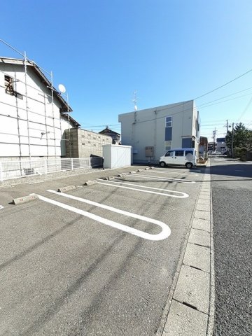 駐車場　駐車場完備です