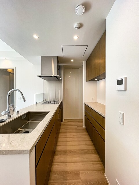キッチン　※写真は同タイプ住戸です。