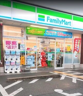 コンビニ　ファミリーマート堺深井中町店（コンビニ）まで38m