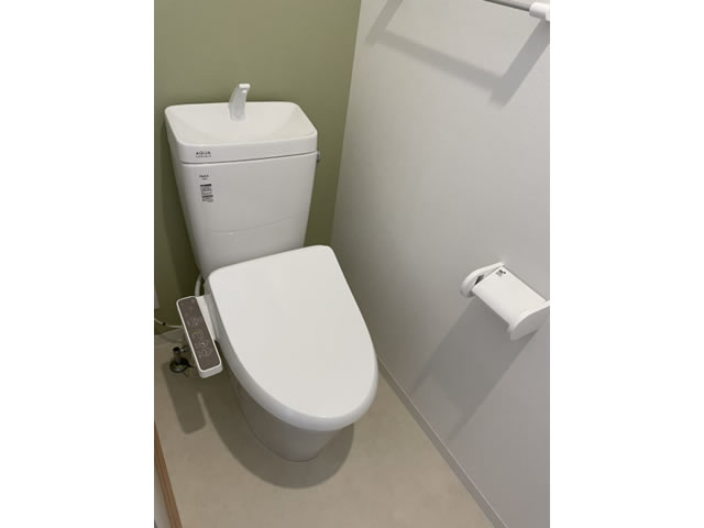 大町西戸建住宅のトイレ写真