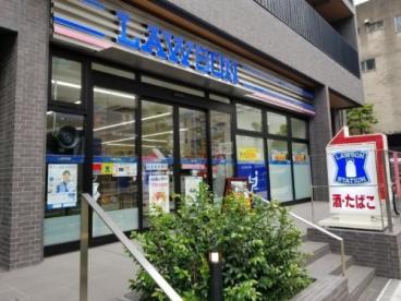 コンビニ　ローソン文京サッカー通り店（コンビニ）まで122m