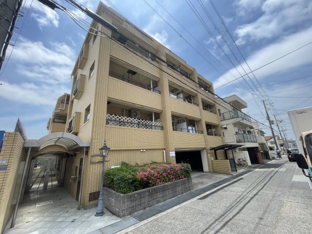 神戸市灘区篠原南町のマンションの建物外観
