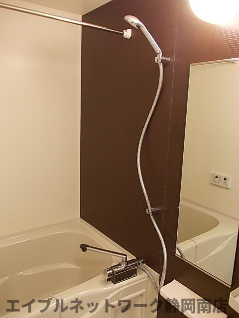 バス・シャワールーム　同イメージ