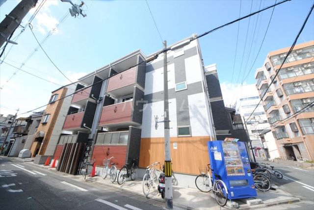 守口市日吉町のアパートの建物外観