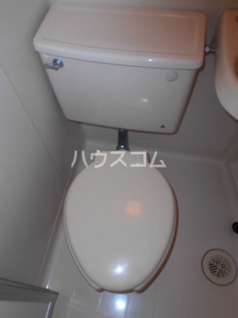 【ホワイトキャッスルのトイレ】
