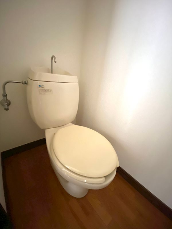 【コーポ惣領のトイレ】