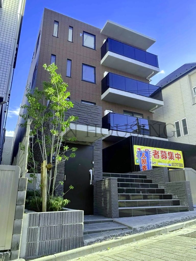 新宿区早稲田南町のマンションの建物外観