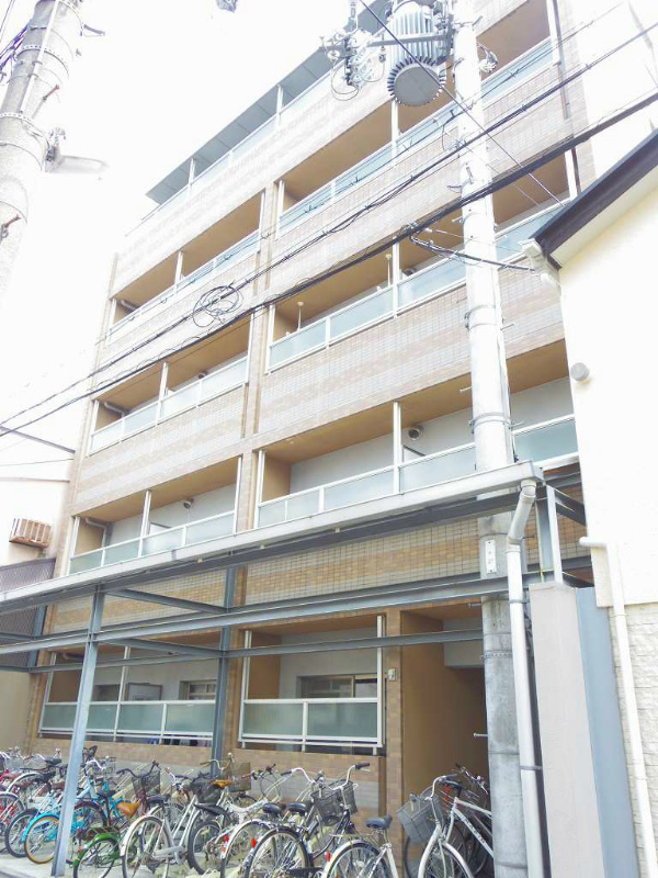 京都市中京区最上町のマンションの建物外観