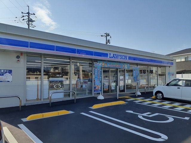 【岡山市東区金岡西町のアパートのコンビニ】