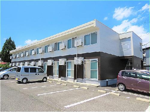 建物外観　2022年7月に外壁塗装いたしました。