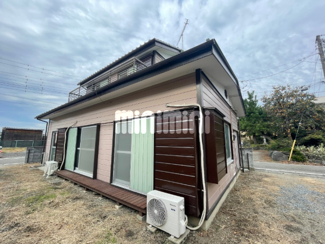 京目町戸建住宅の建物外観