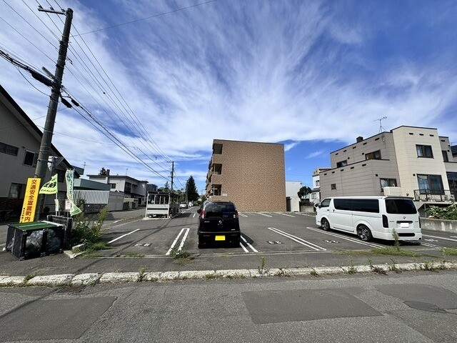 【パークサイド元町の駐車場】