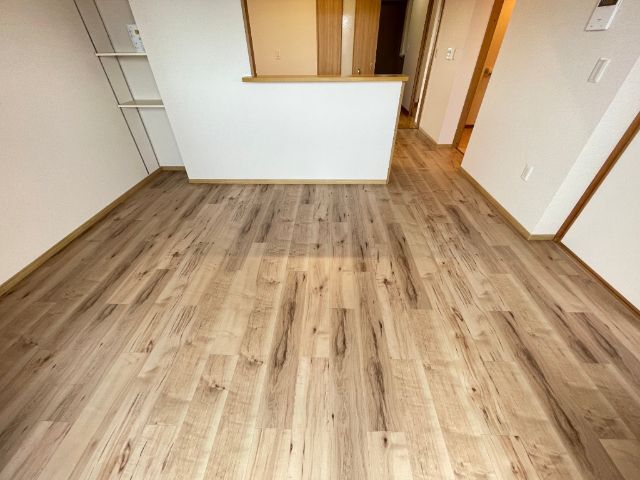 エクセルシオールの居間写真
