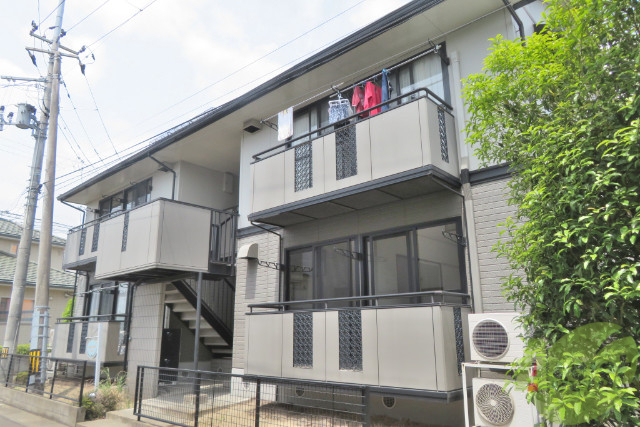 建物外観　名取市大手町２丁目「ロイヤルガーデン大手町１」