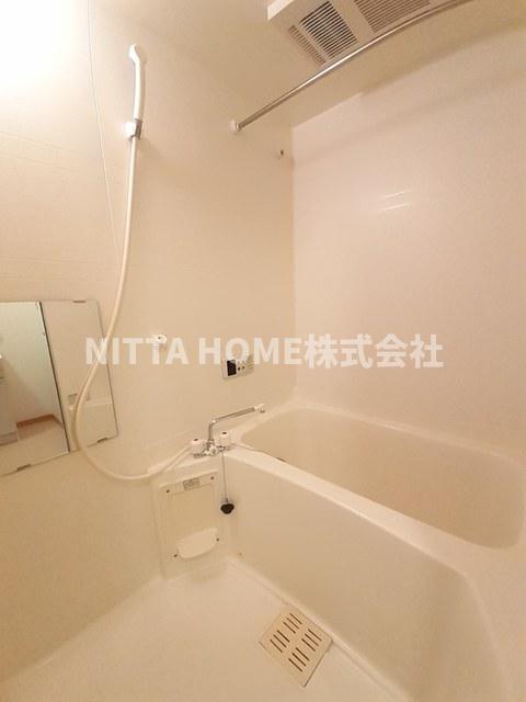 バス・シャワールーム　追い焚きや浴室乾燥ができるバスルームです(#^^#)