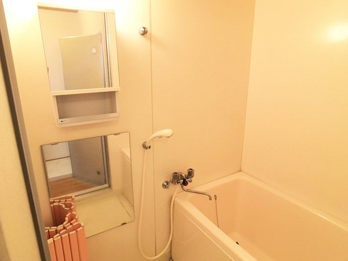 バス・シャワールーム　バス