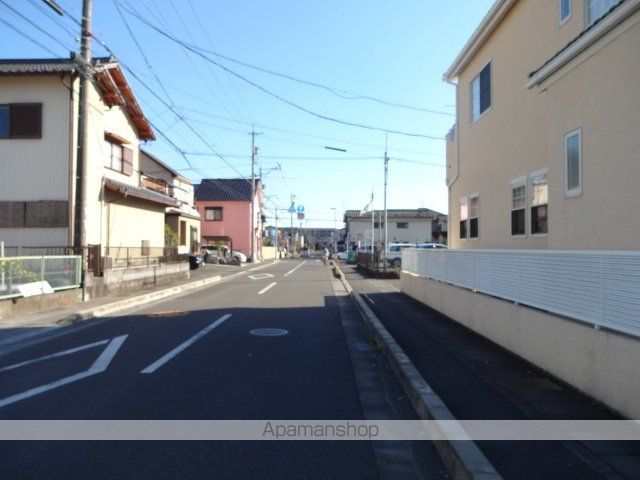 その他　周辺道路（その他）まで1m