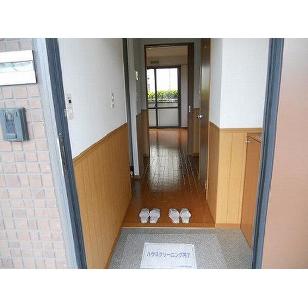 玄関　シューズボックス付きです！