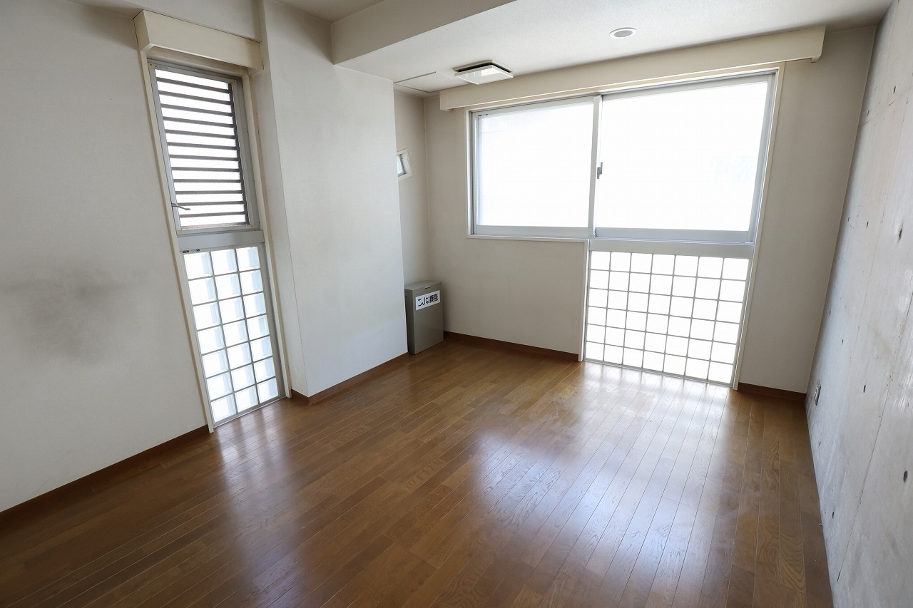 居室・リビング　内観