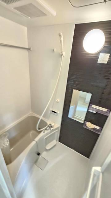 バス・シャワールーム　完成前の物件の為、同施工会社の別物件の写真になります。