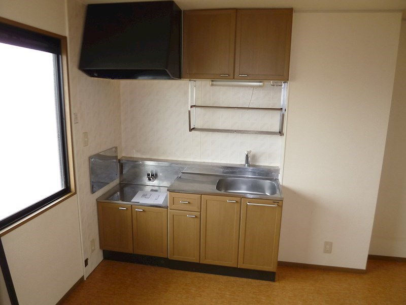 キッチン　キッチン※他号室の参考写真となります