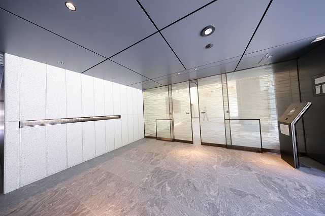 エントランス　エントランス