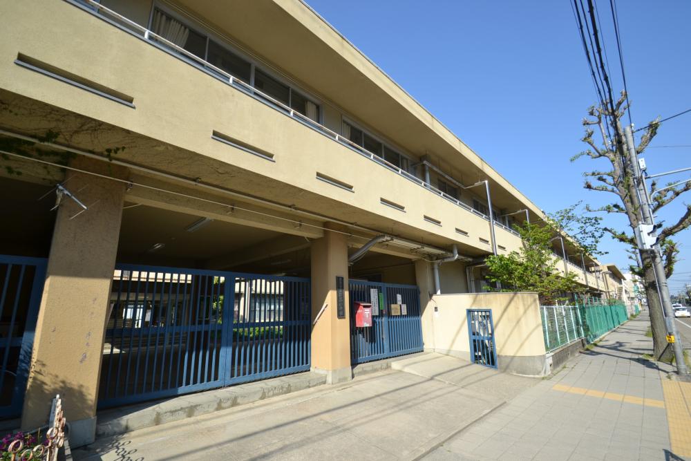 小学校　西宮市立春風小学校（小学校）まで385m