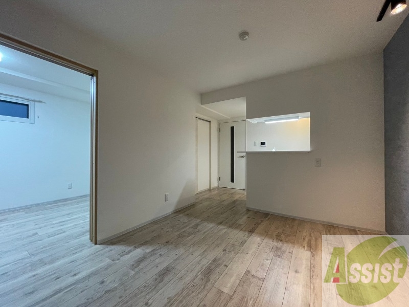 居室・リビング　広くてキレイなお部屋が広がっていて、充実した生活が送れそう。