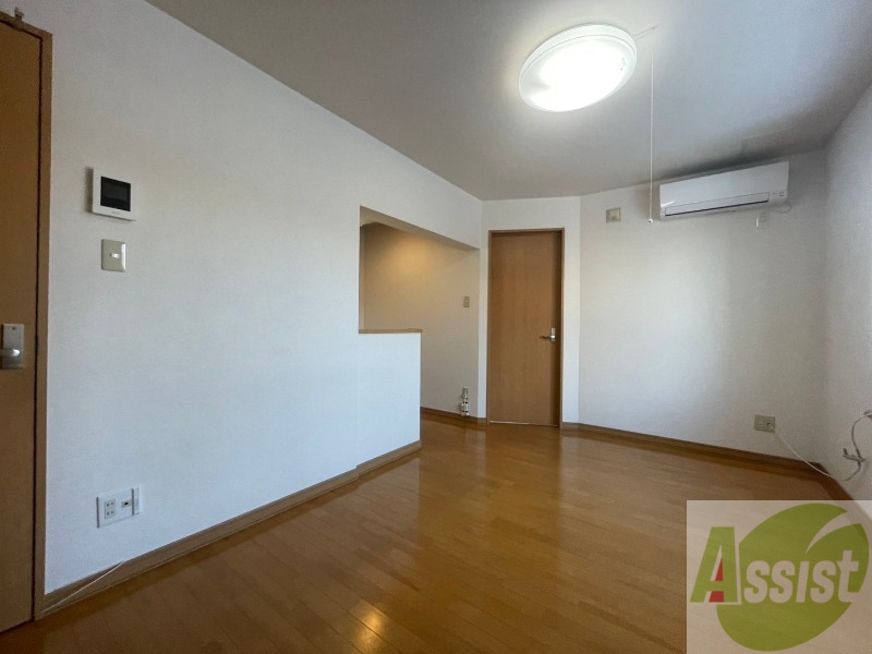 居室・リビング　広くてキレイなお部屋が広がっていて、充実した生活が送れそう。