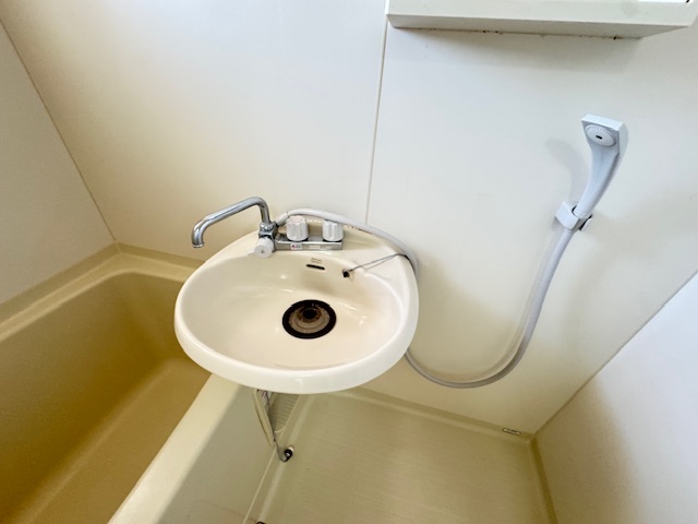 洗面設備　同物件別部屋イメージ写真