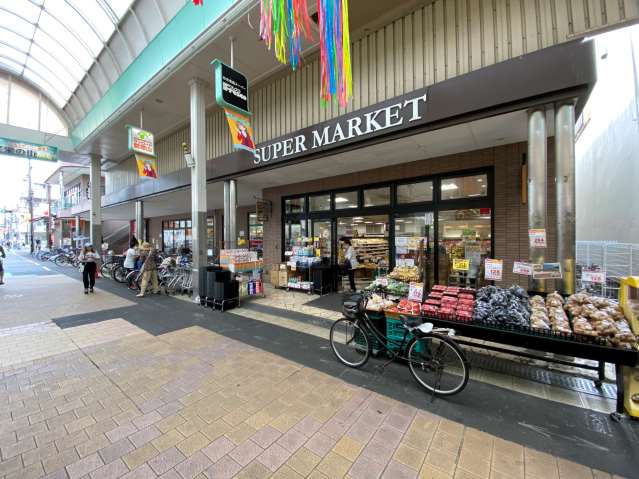 スーパー　フレスコ瓢箪山店（スーパー）まで214m