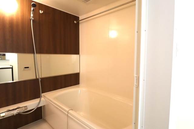 バス・シャワールーム　浴室